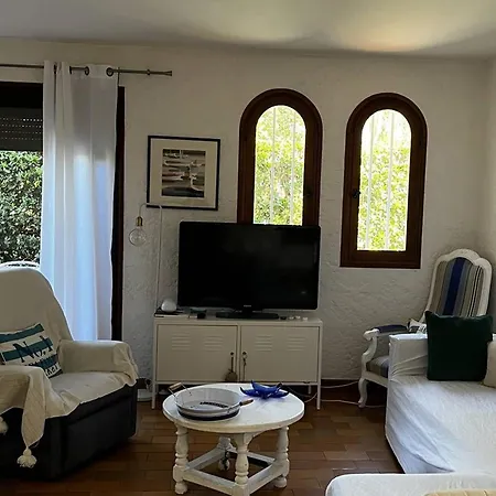 Vakantiehuis Charmante Maison Familiale Climatisee, Proche A - Fr-1-696-69
